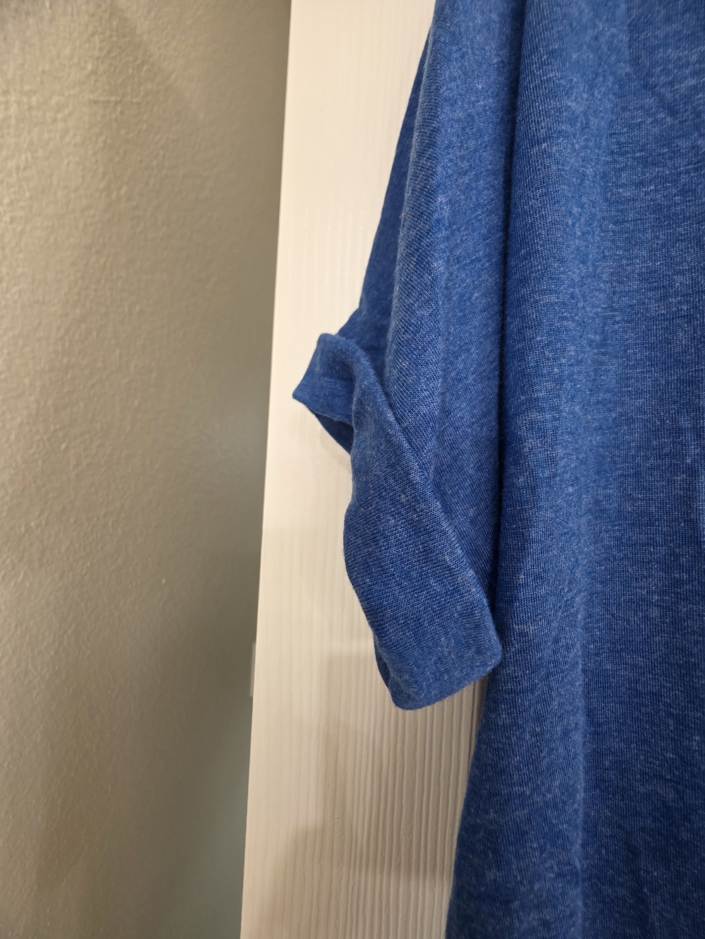 Cupshe Women's Blue V-Neck Short Sleeve Top - Picture 3 of 7
